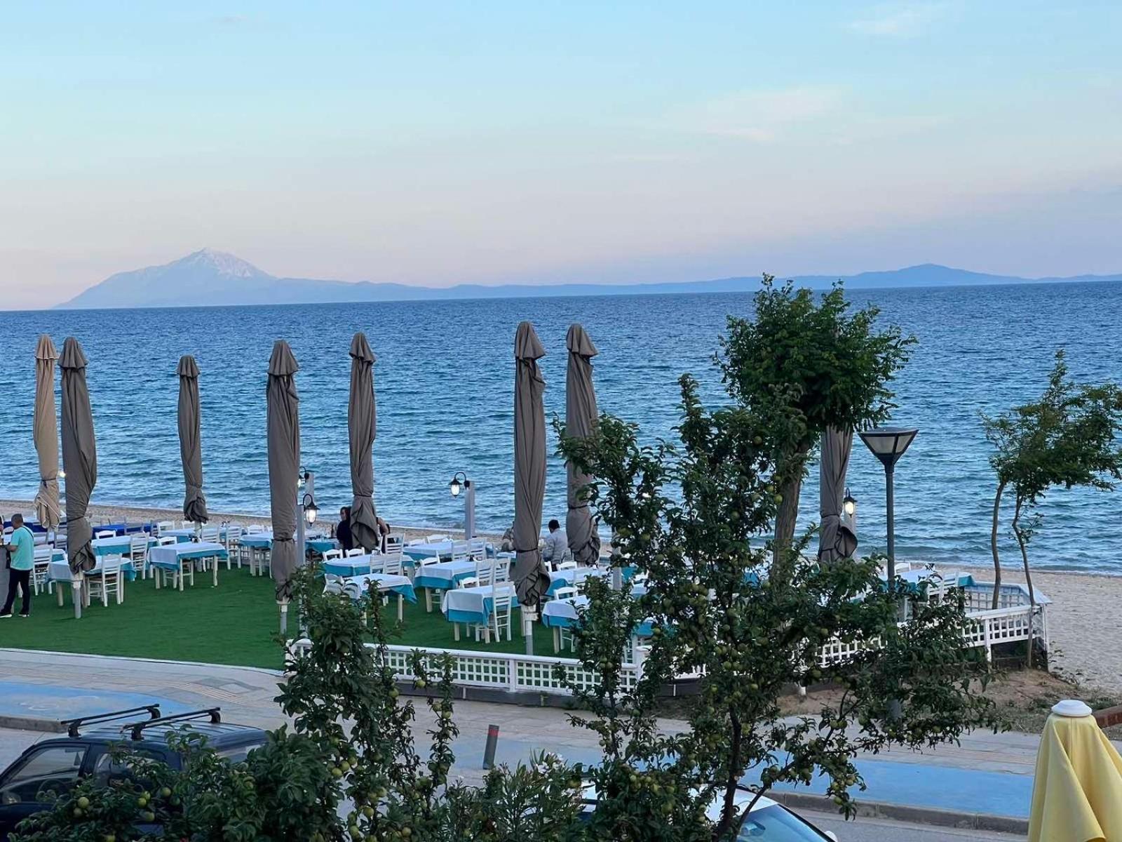 Sea 2 See Paralia Ofryniou Orfanion Экстерьер фото